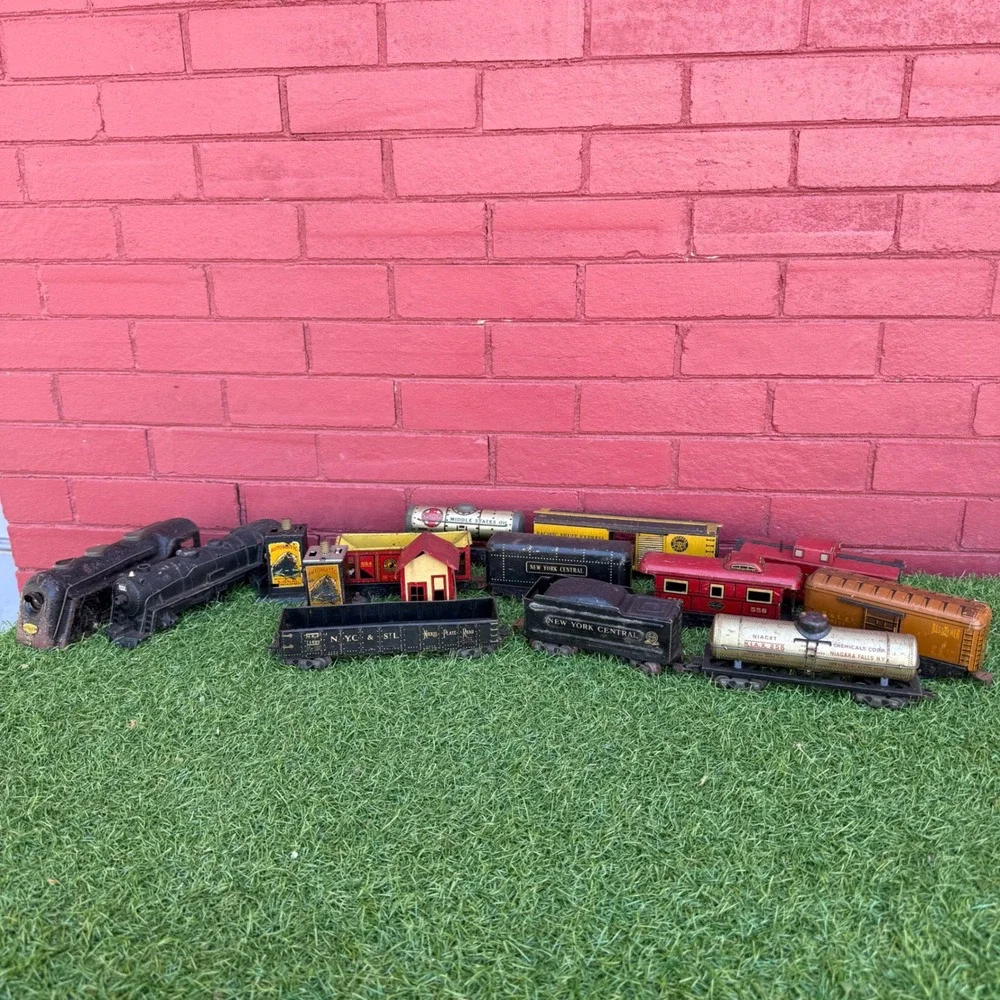 Vintage Marx Tin Litho Train Lot‎ Commodore Vanderbilt 999 NYC Reading PFE Rail